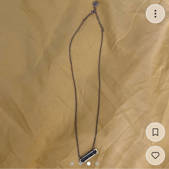 Kendra Scott Silver Leanor Necklace. - Picture 3 of 4